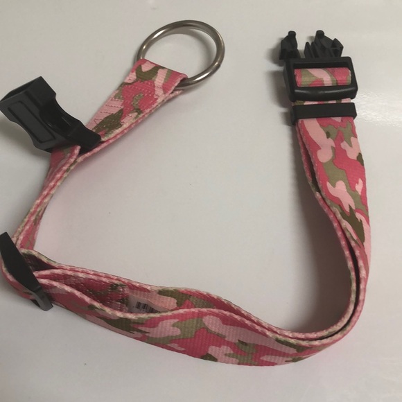 Pink camo dog collar - Picture 2 of 4